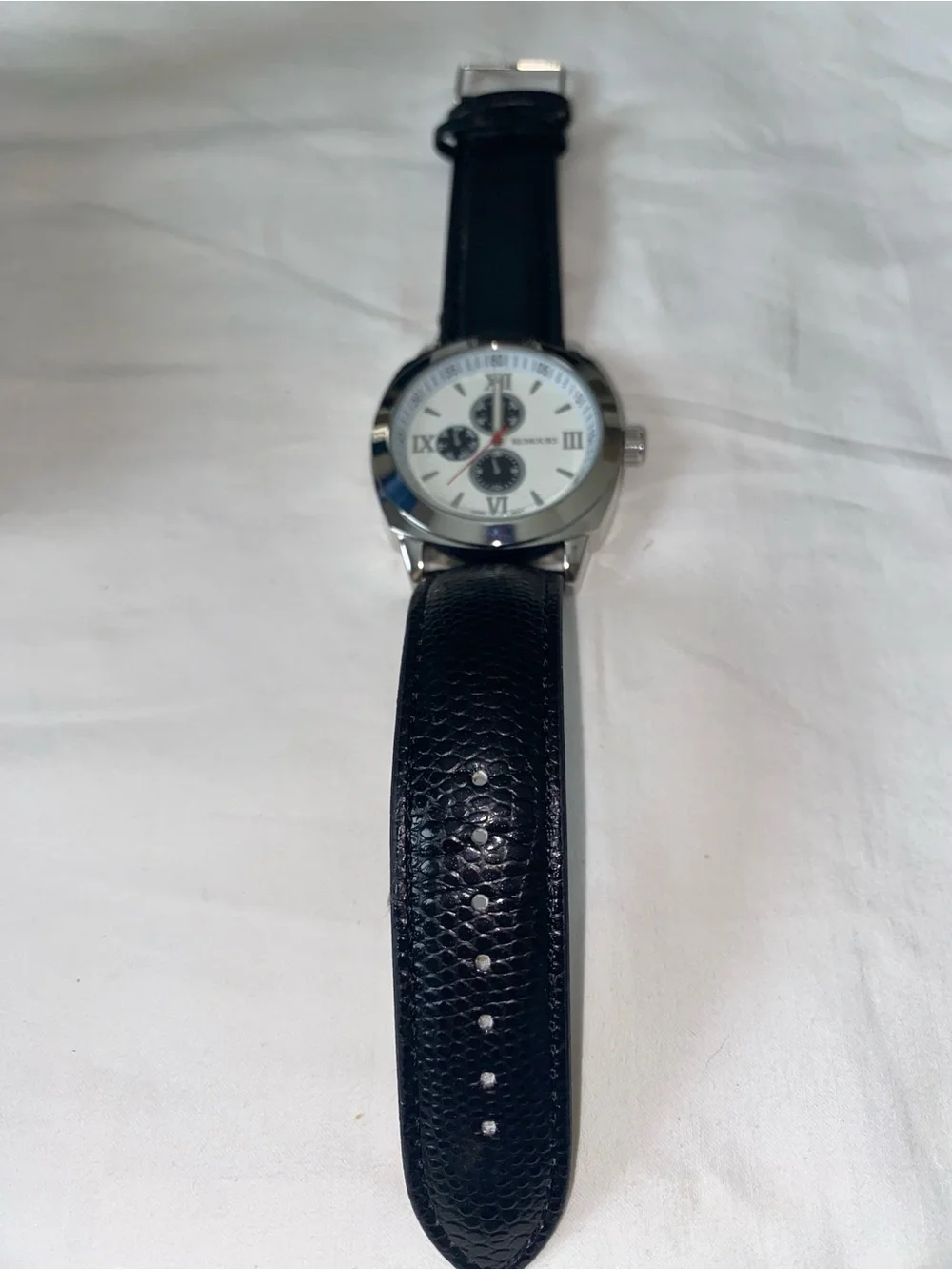 Black Leather Strap Men's Watch with Silver Case **NEEDS BATTERY
